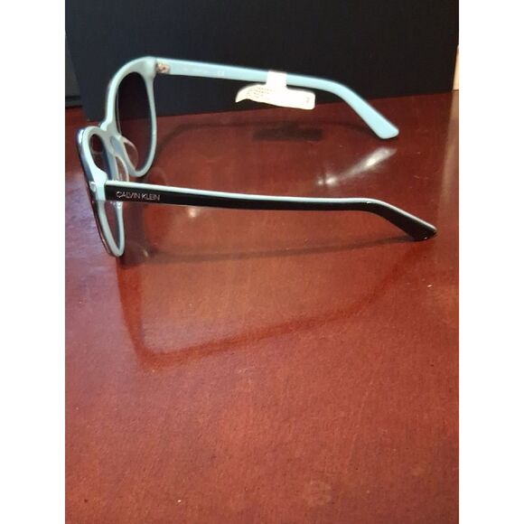 Calvin Klien Ck18509SG Sunglasses Black/Grey Gradient New main image 5